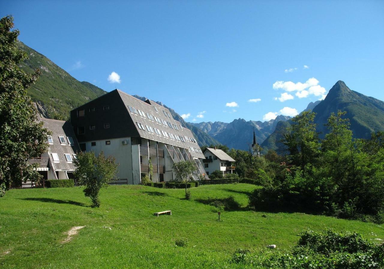 Retro Apartments Kaninska Vas Bovec Exterior foto